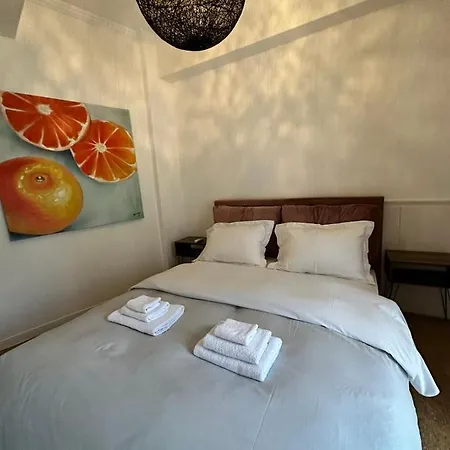 Cozy Apartment At Gazi Square-3